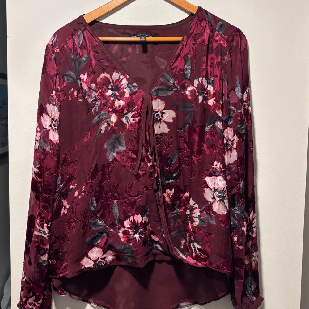 White House Black Market Blouse Womens 14 Burgundy Excellent Silk Floral Burnout